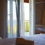 Afroditi First Floor Appartement Achílleion